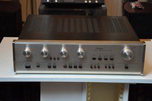 Accuphase E-204